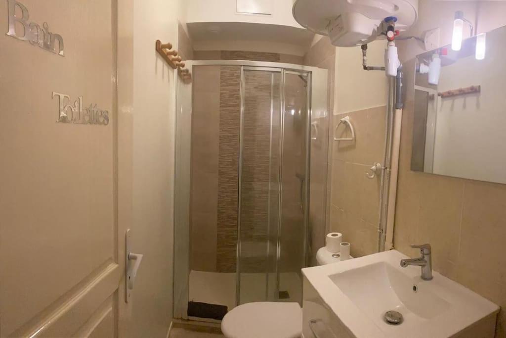 Le Jean Perrot Rent4night Apartment